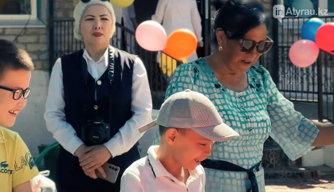 В Атырауской области прошла акция «Дәрігер – балалардың жанашыры». Фото: atpress.kz
