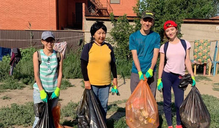 Атыраусцы поддержали марафон «Час чистоты», фото-1 Атыраусцы поддержали марафон «Час чистоты», фото-1